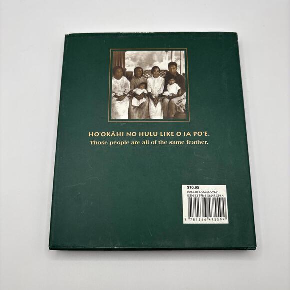 Ohana: Hawaiian Proverbs and Inspirational Quotes Celebrating Family in Hawaii, - Picture 3 of 3